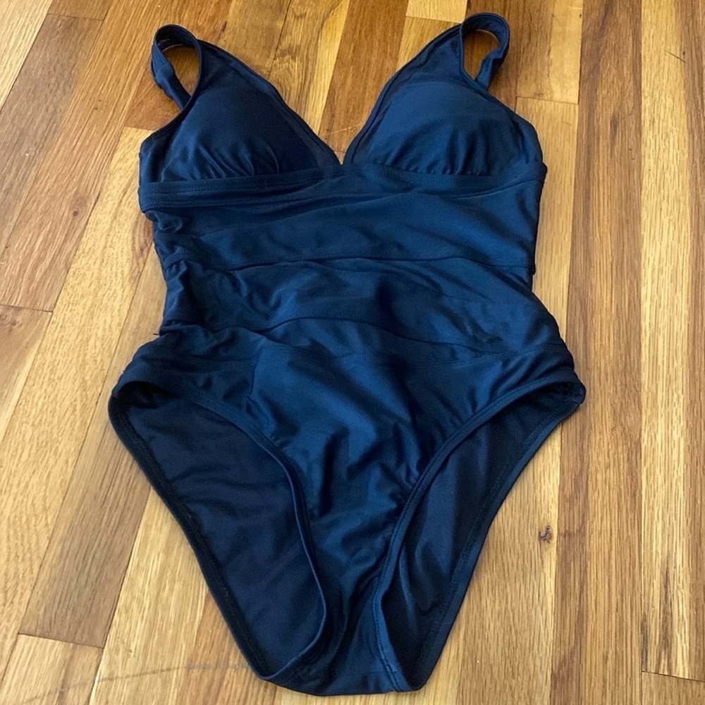 BCA Women’s Black One Piece Swimsuit Size M